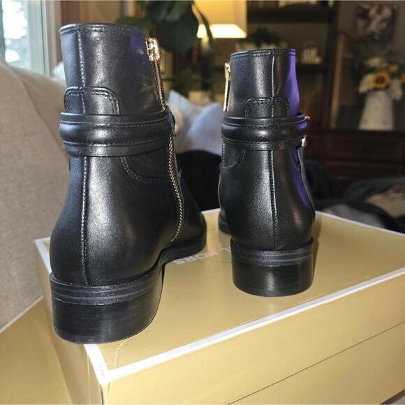 Michael Kors Mindy Leather Boot - Picture 3 of 12